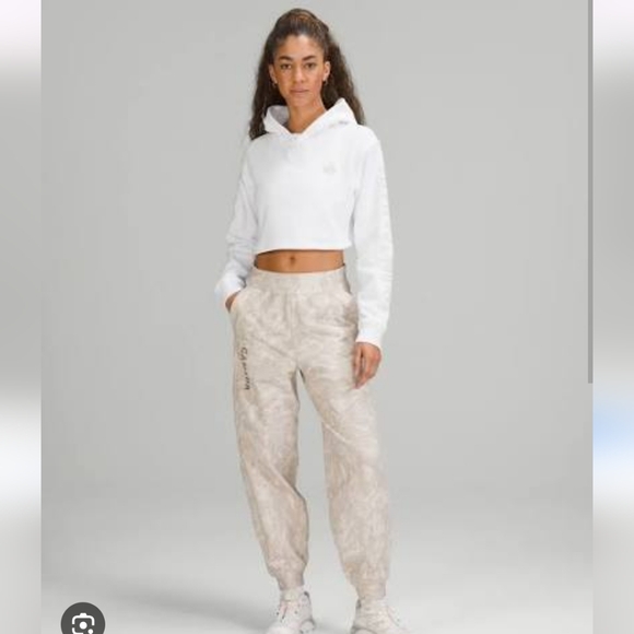 Lululemon All Yours Cropped Hoodie OCO logo - Picture 2 of 7